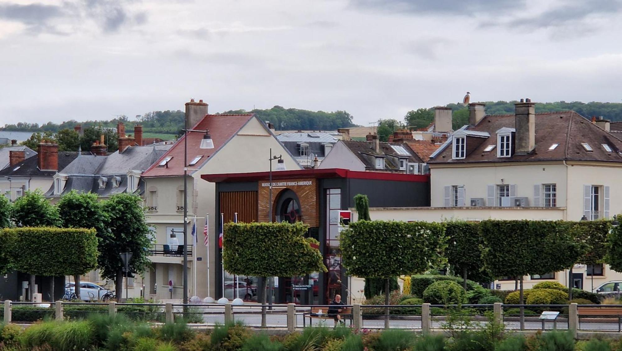 Le Rossignol Apartment Chateau-Thierry Exterior photo